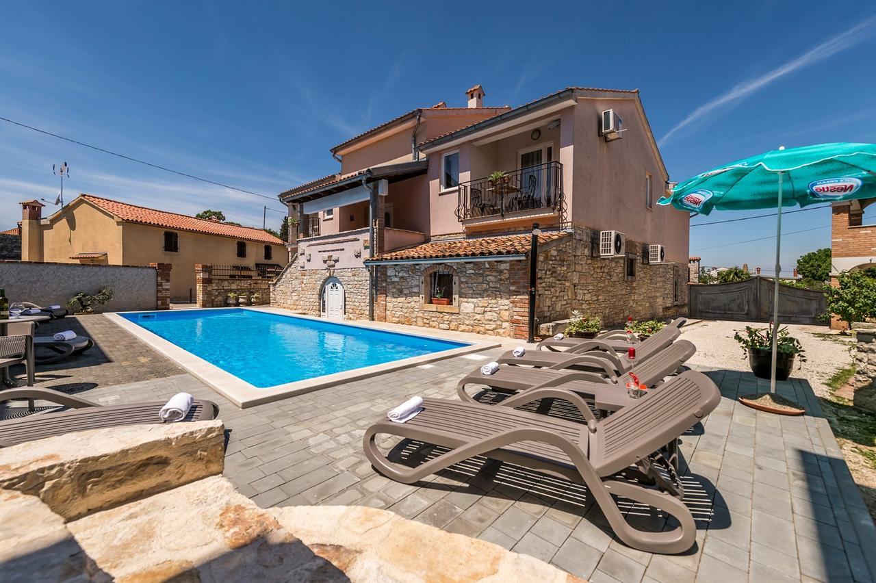 Villa Valtrazza Tar-Vabriga 外观 照片