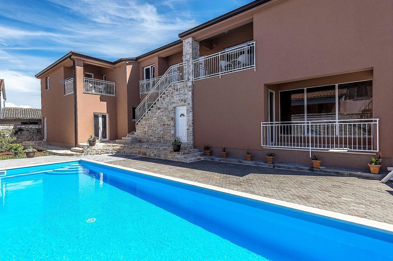 Villa Valtrazza Tar-Vabriga 外观 照片