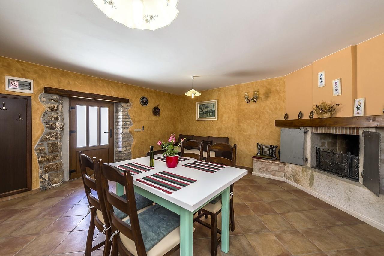 Villa Valtrazza Tar-Vabriga 外观 照片