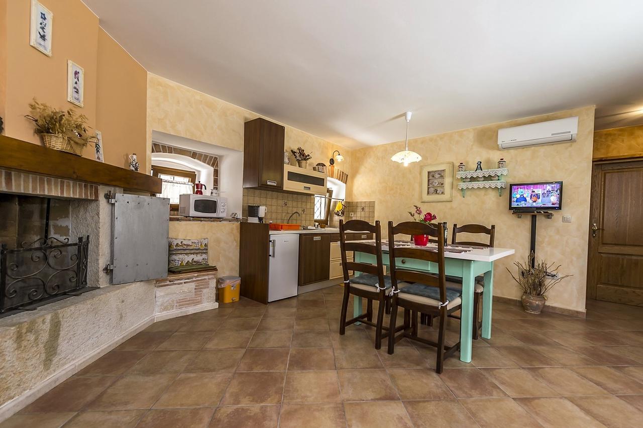 Villa Valtrazza Tar-Vabriga 外观 照片